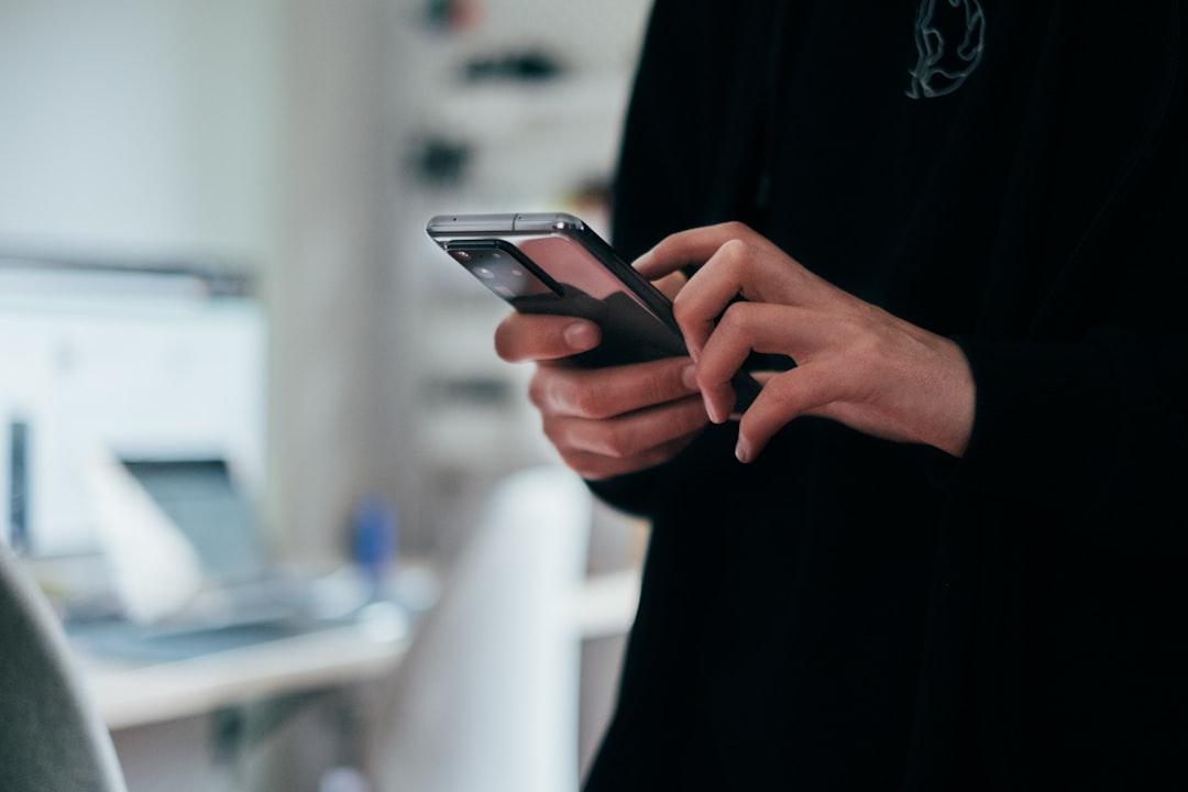 アクセサリー副業はスマホで完結するが撮影と採寸だけは手を抜けない