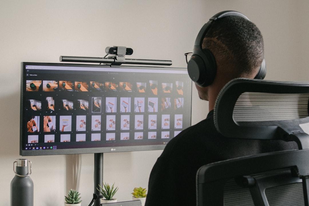 定年後に在宅で動画編集をする｜未経験からの始め方と収入の目安 2026