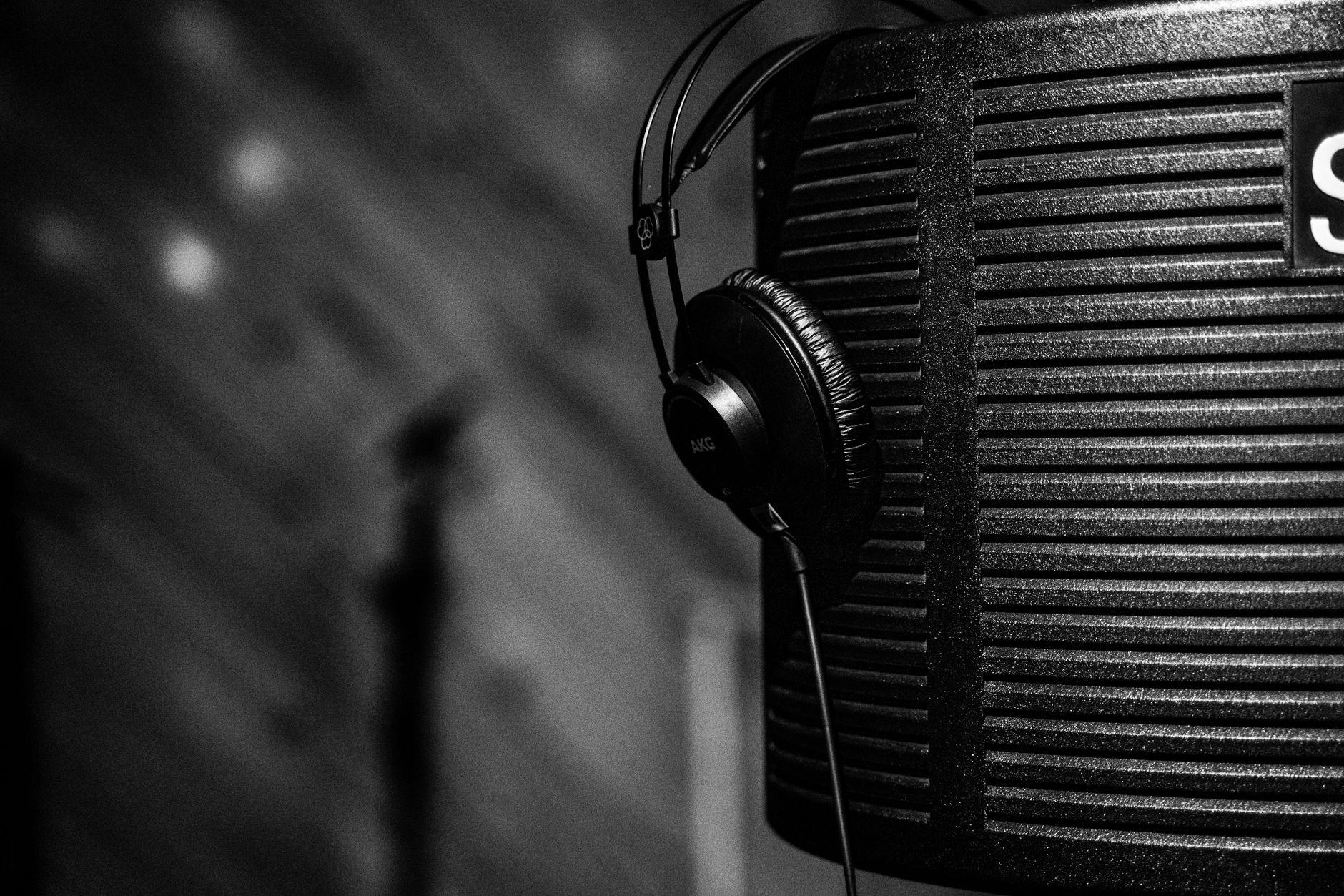 BGM・効果音サイトの利用規約の読み方｜商用案件へ使い回す時の落とし穴 2026