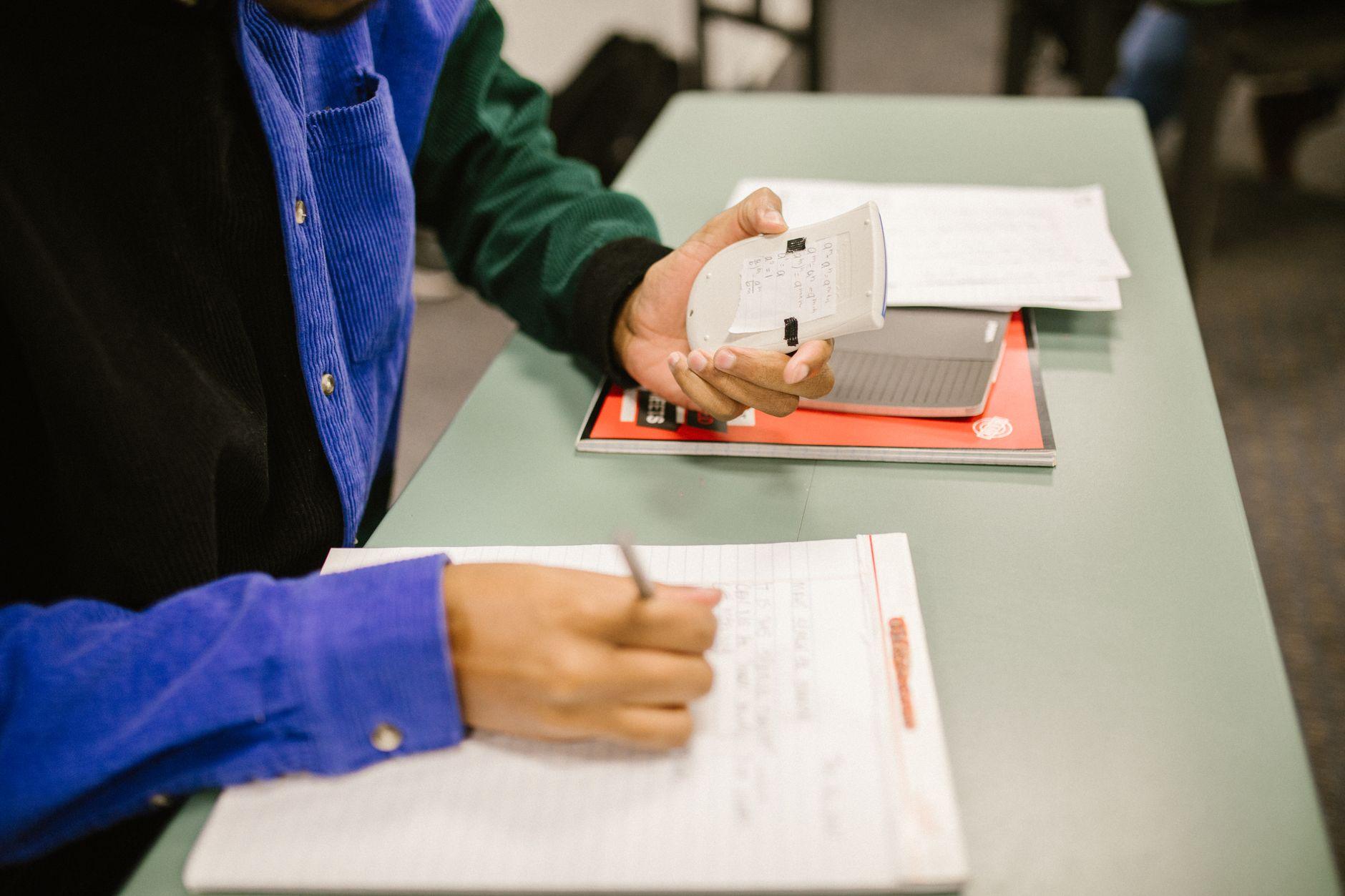 Google Classroomでフォームを作る手順と、課題や小テストとして配る方法