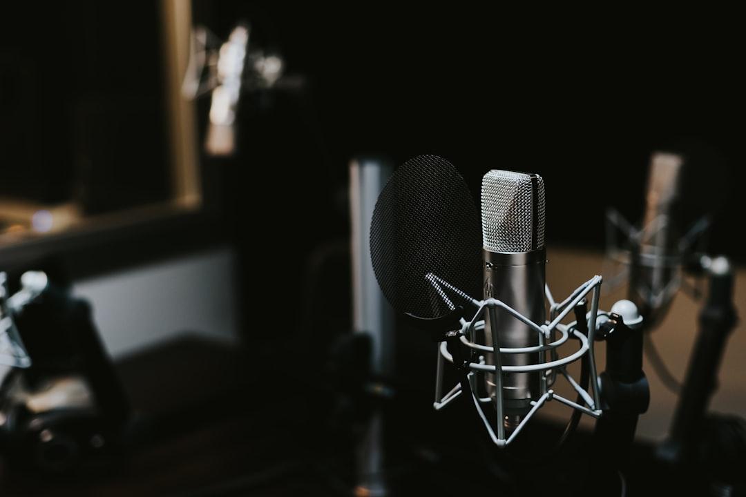 社歌を1曲だけ作ってほしい｜作曲から歌入れまでの相場と依頼の流れ 2026