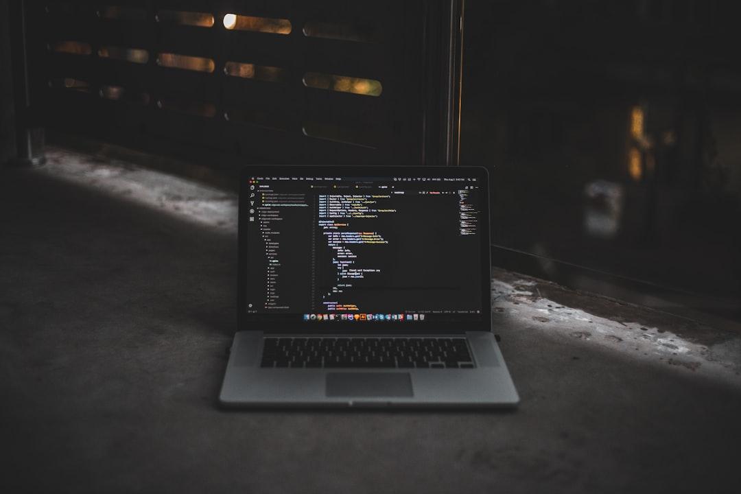システム開発を個人エンジニアに任せる際のリスク管理｜バックアップ体制の作り方 2026