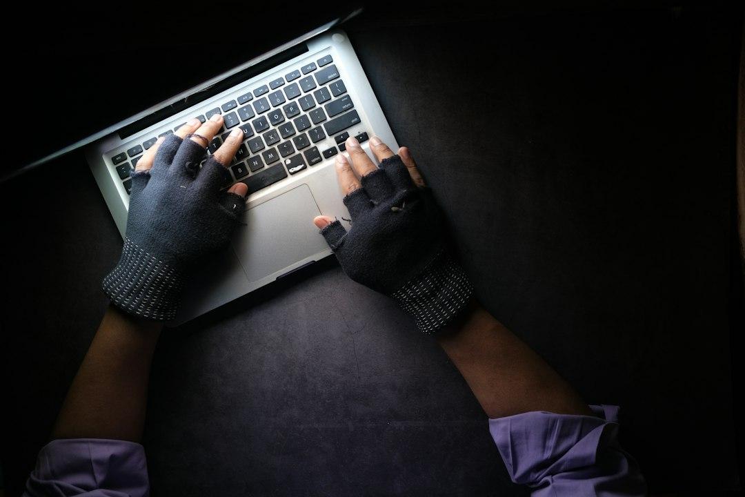 個人情報漏洩に備える保険の選び方｜補償される費用と対象外の範囲