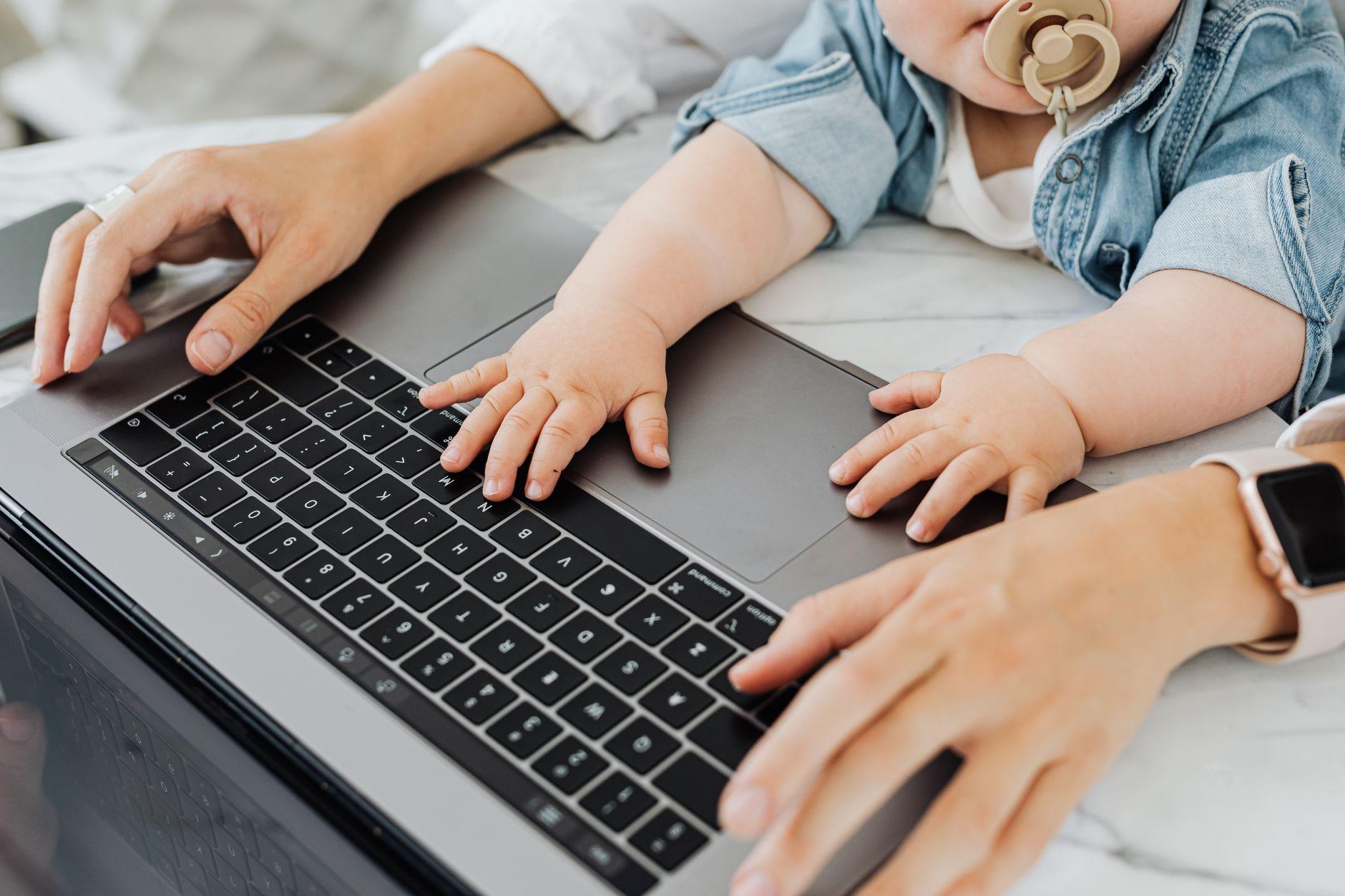 子育てしながらデイケアで働く｜シフトの融通と、頼れる制度