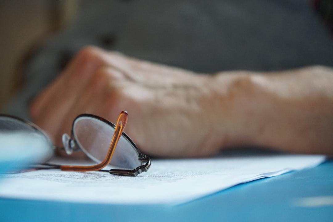 50代60代からの編集・校正は、読んできた分野の知識がそのまま単価に効く