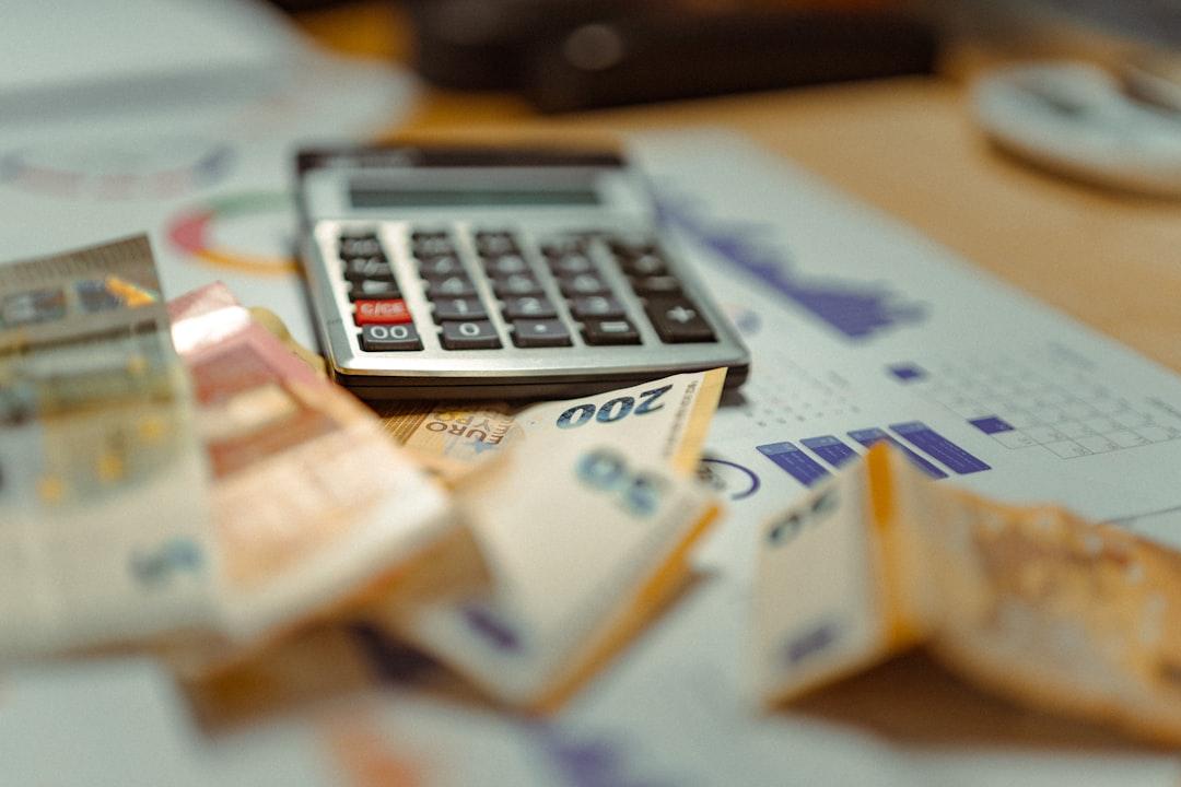 経費 不正検知 AIツール 比較 2026｜規程違反や二重請求の経費を自動検知するAIの選び方