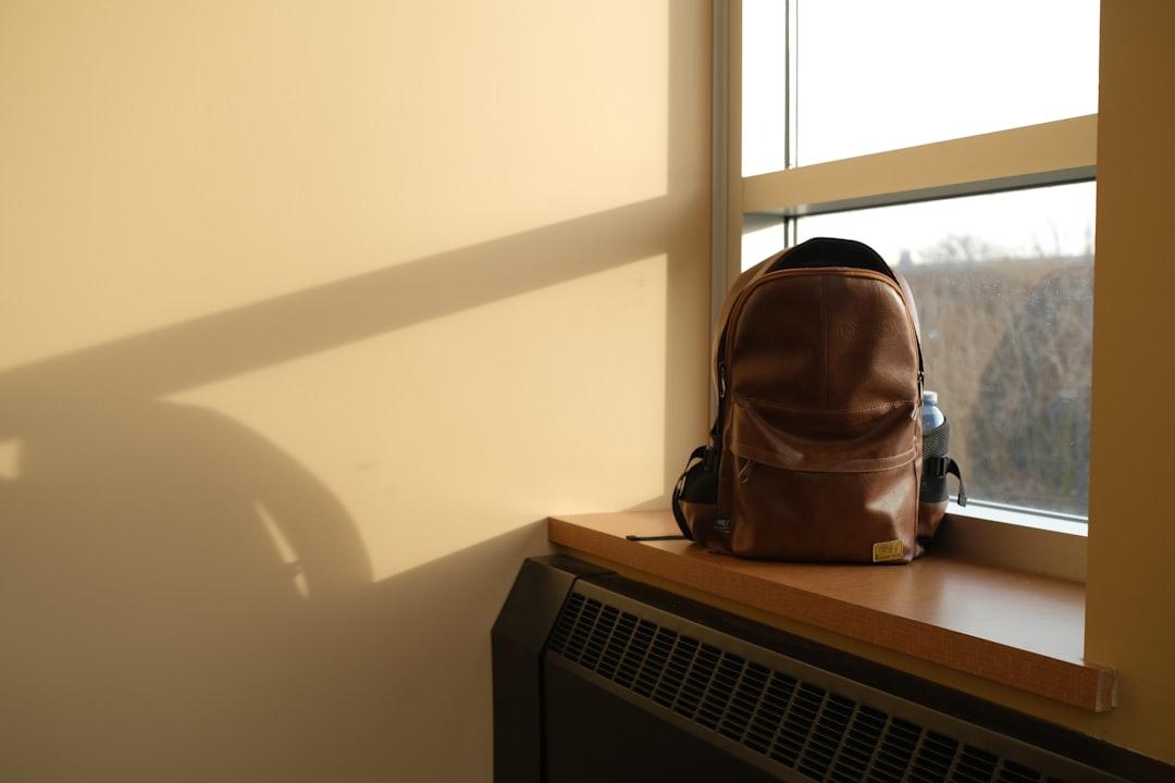 大学生がファイナンシャルプランナーとして受けられる仕事はどこまでか