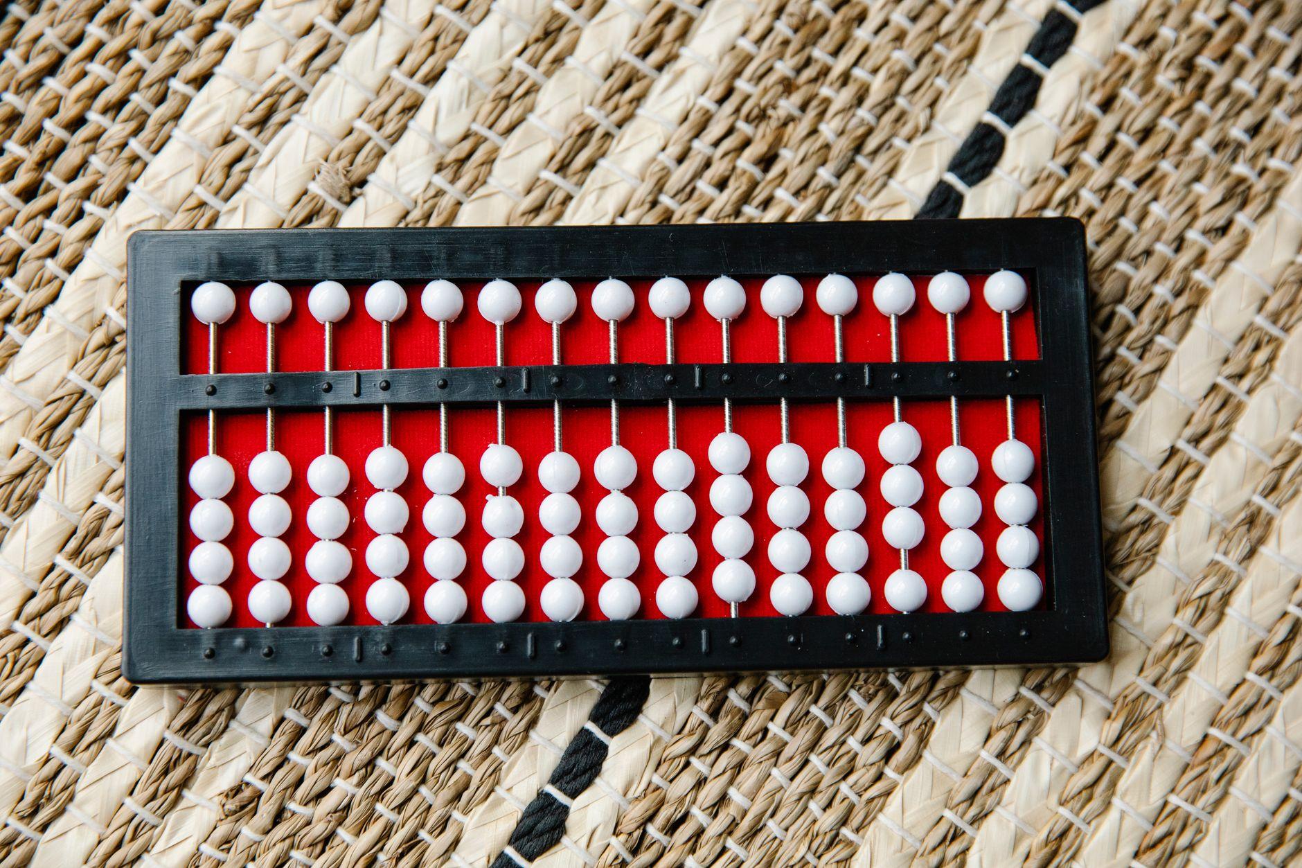 占術レクチャーいくら稼げる｜1回の相場と手取り・準備時間まで計算