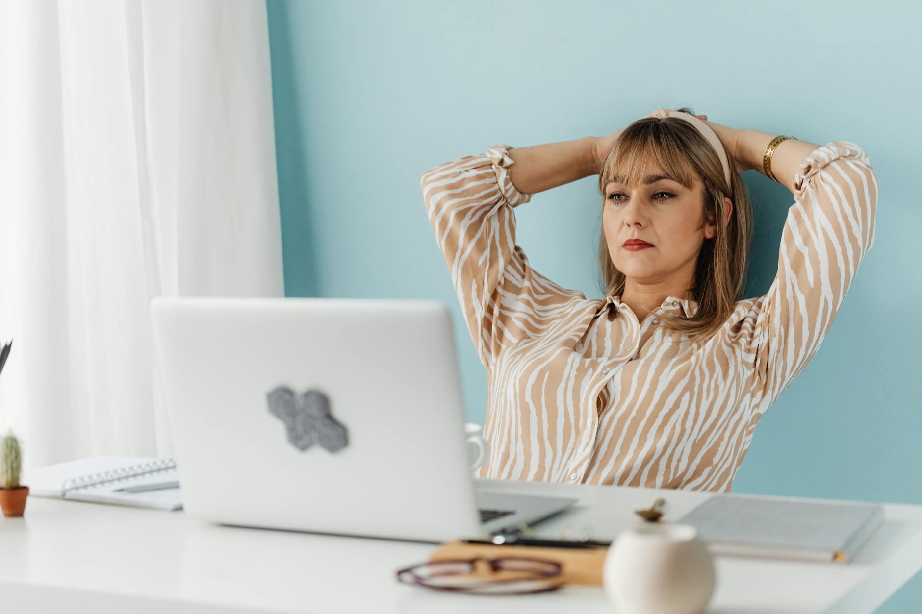 フリーランスのメンタルヘルス管理！孤独感とプレッシャーを乗り越える方法