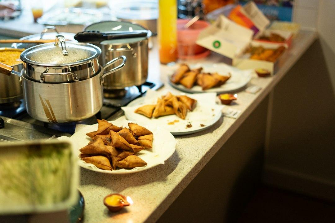 ホームパーティの出張料理を受ける料理人の仕事｜献立の組み方と当日の段取り