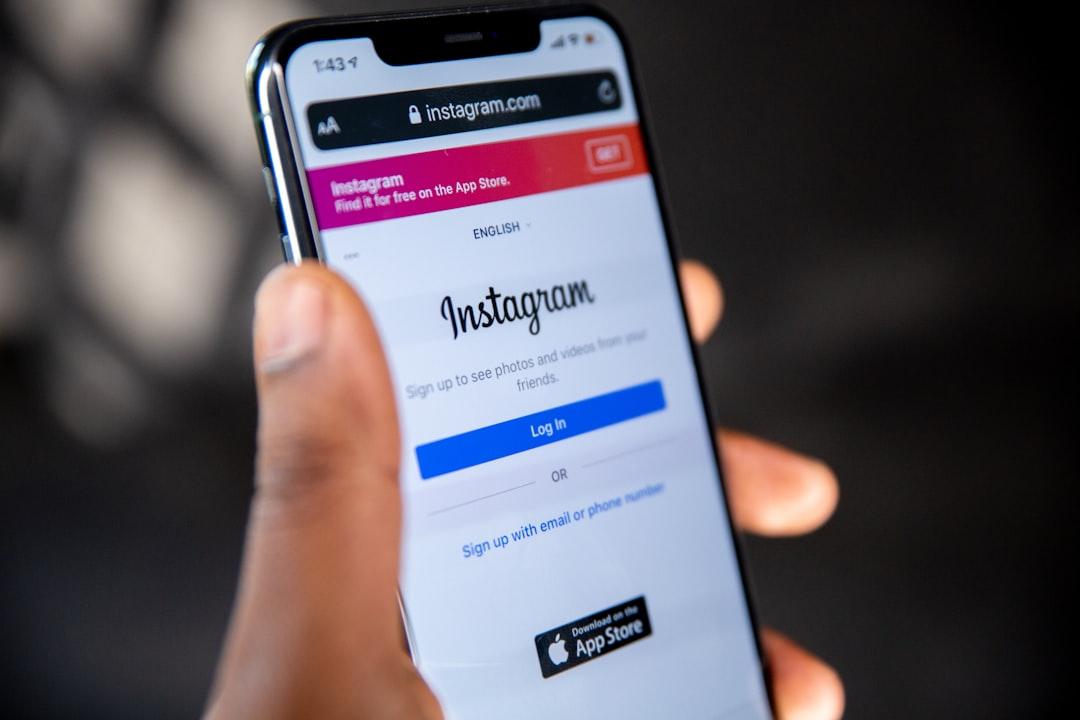 Instagram広告運用代行の手数料｜投稿運用とセットで発注する料金の内訳 2026