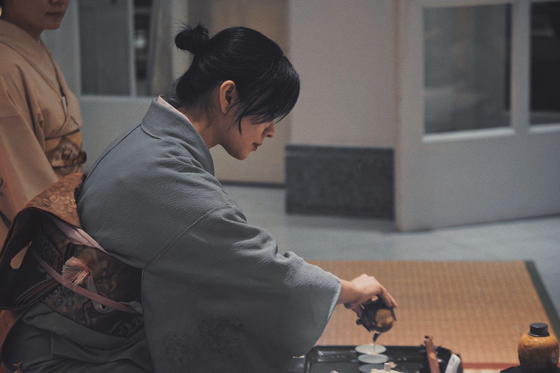 日本茶 オンライン講師 副業 2026｜淹れ方レッスンを在宅で開く集客と単価の決め方