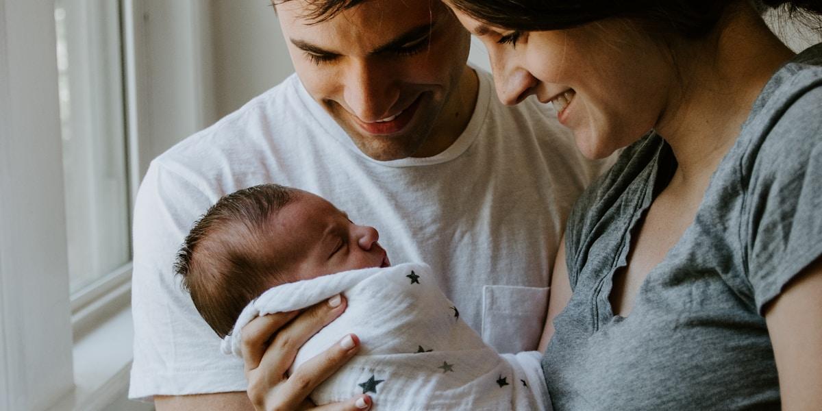 子育てしながら在宅ワーク｜ママ・パパが始める方法と時間管理のコツ【2026年版】