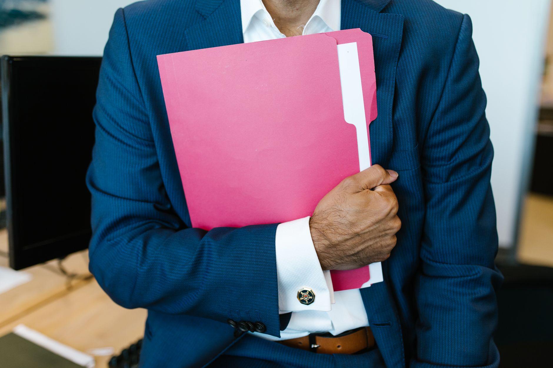ロゴデータの納品形式｜ai・eps・svgそれぞれの使い道と依頼時の指定 2026