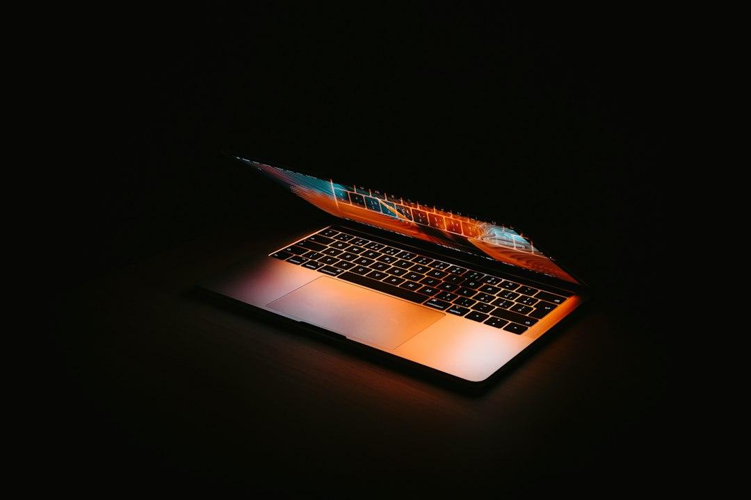 MacのDockを隠す設定と、画面を広く使うための整え方