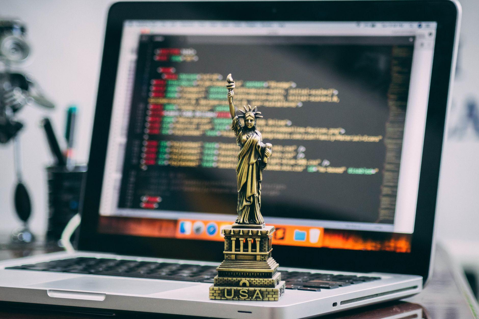 FileZillaをMacで使う方法｜FTPでサーバーへファイルを送る手順