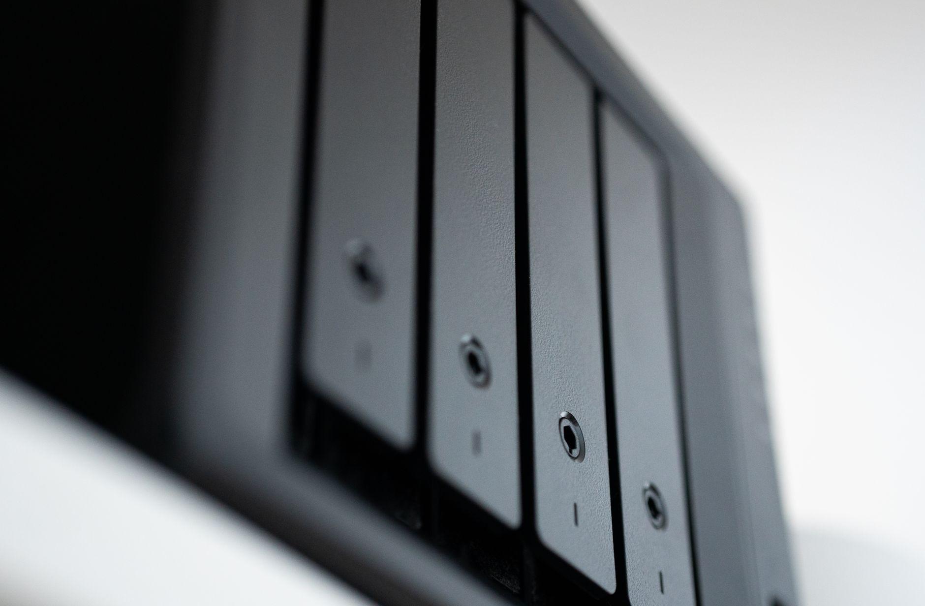 MacからNASに接続する手順と、つながらないときに確かめること