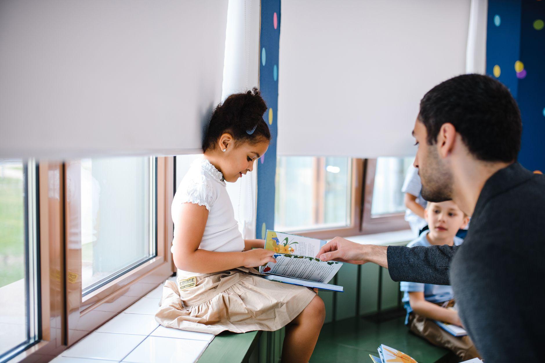 幼稚園教諭の1年目をどう乗り切るか｜つまずきやすい場面と、慣れるまでの順番