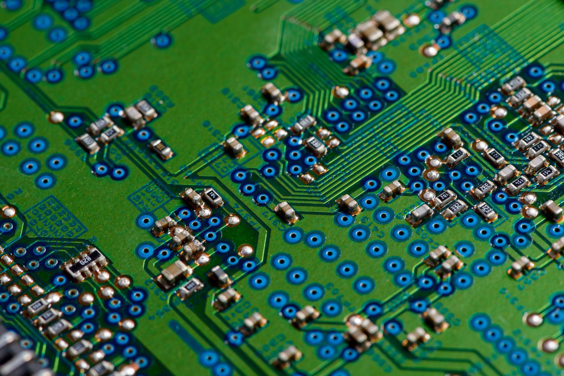 プリント基板設計 AI自動配線 おすすめ 在宅 2026｜基板設計の自動配線AIを在宅向けに厳選紹介