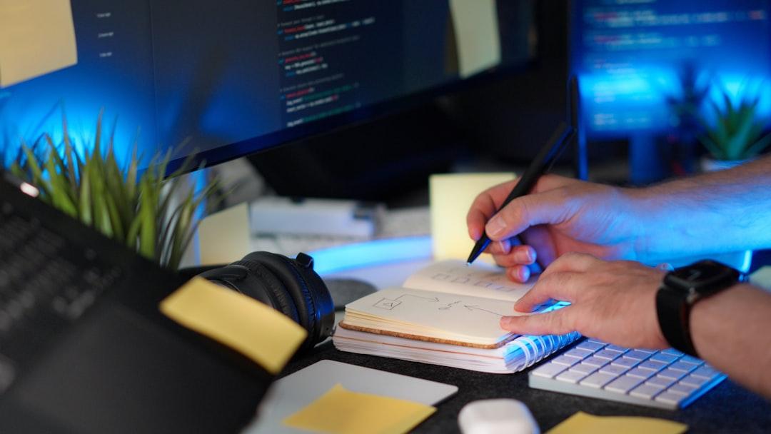 受講者の連絡が途絶えたときこそ、プログラミング講師のトラブル対処が要る