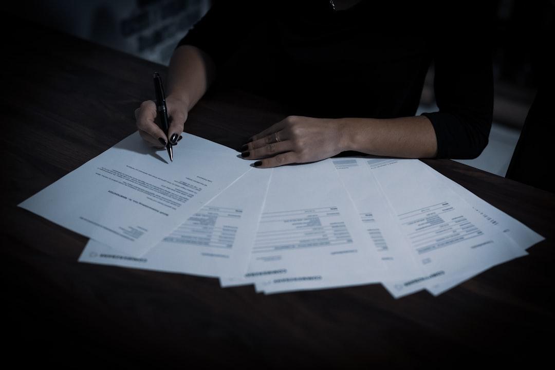 秘密保持を理由に取引条件を書面にしない会社への対応｜明示義務は免れない 2026