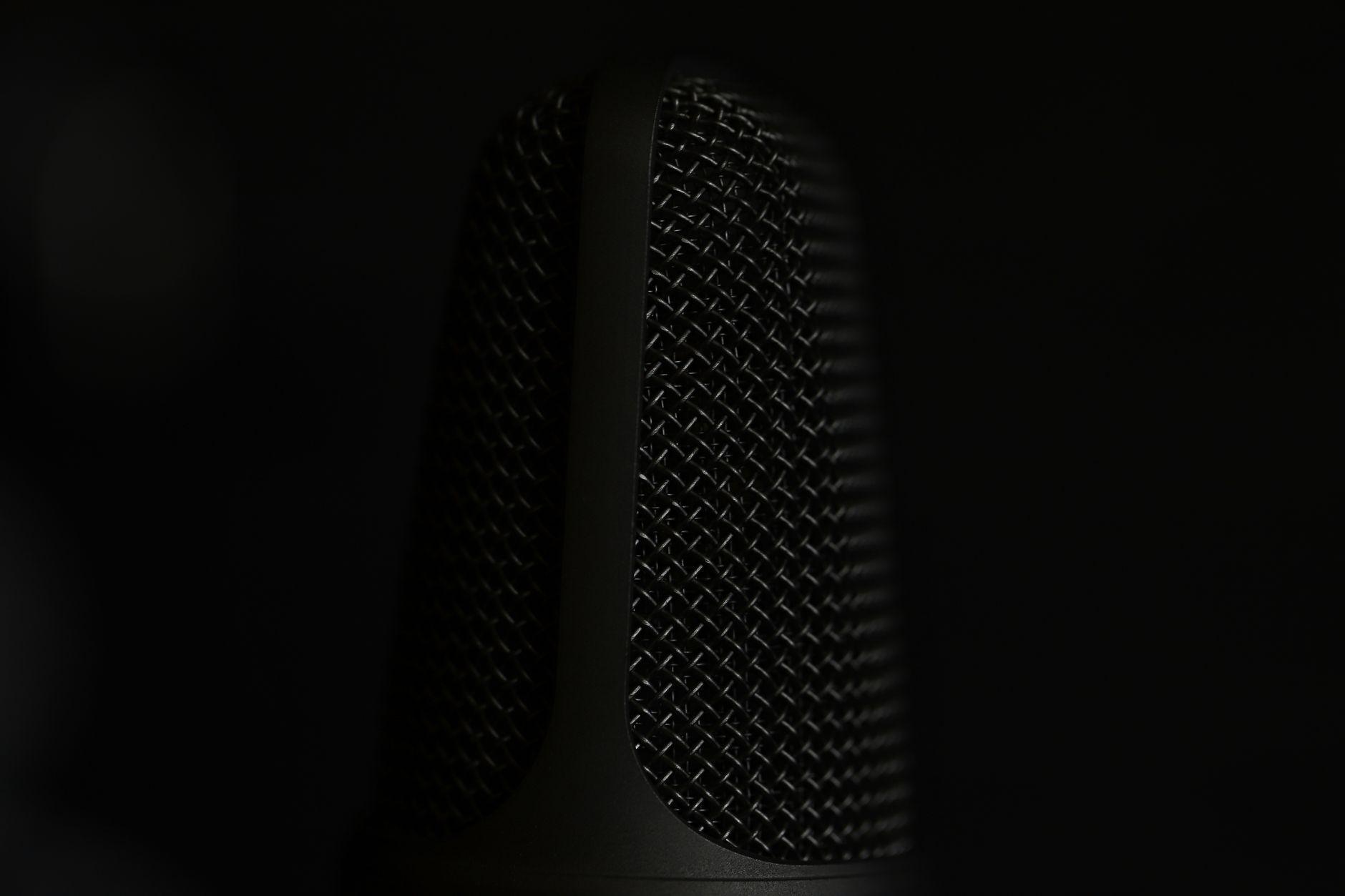 Adobe Podcast 使い方 2026｜AIで音声ノイズを除去する手順とポッドキャスト
