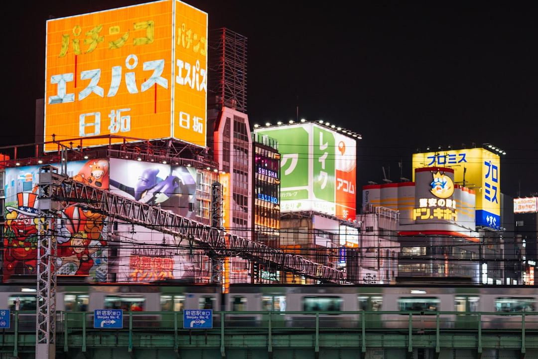 高齢者のパソコン選び2026！在宅ワークに必要なスペックと安く買うコツ