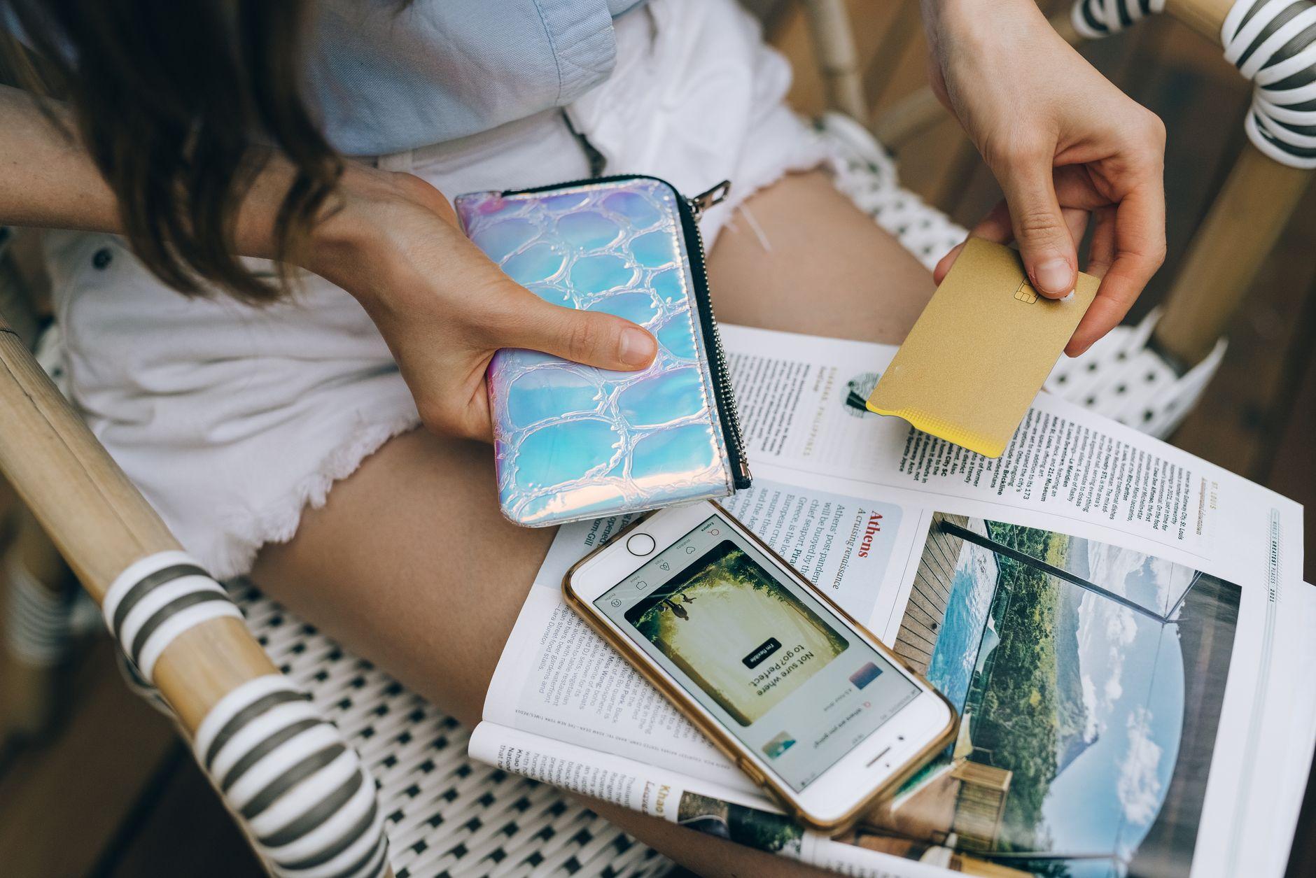 スマホだけの仕事で日払いは本当にあるのか｜収入までの流れと注意したい点