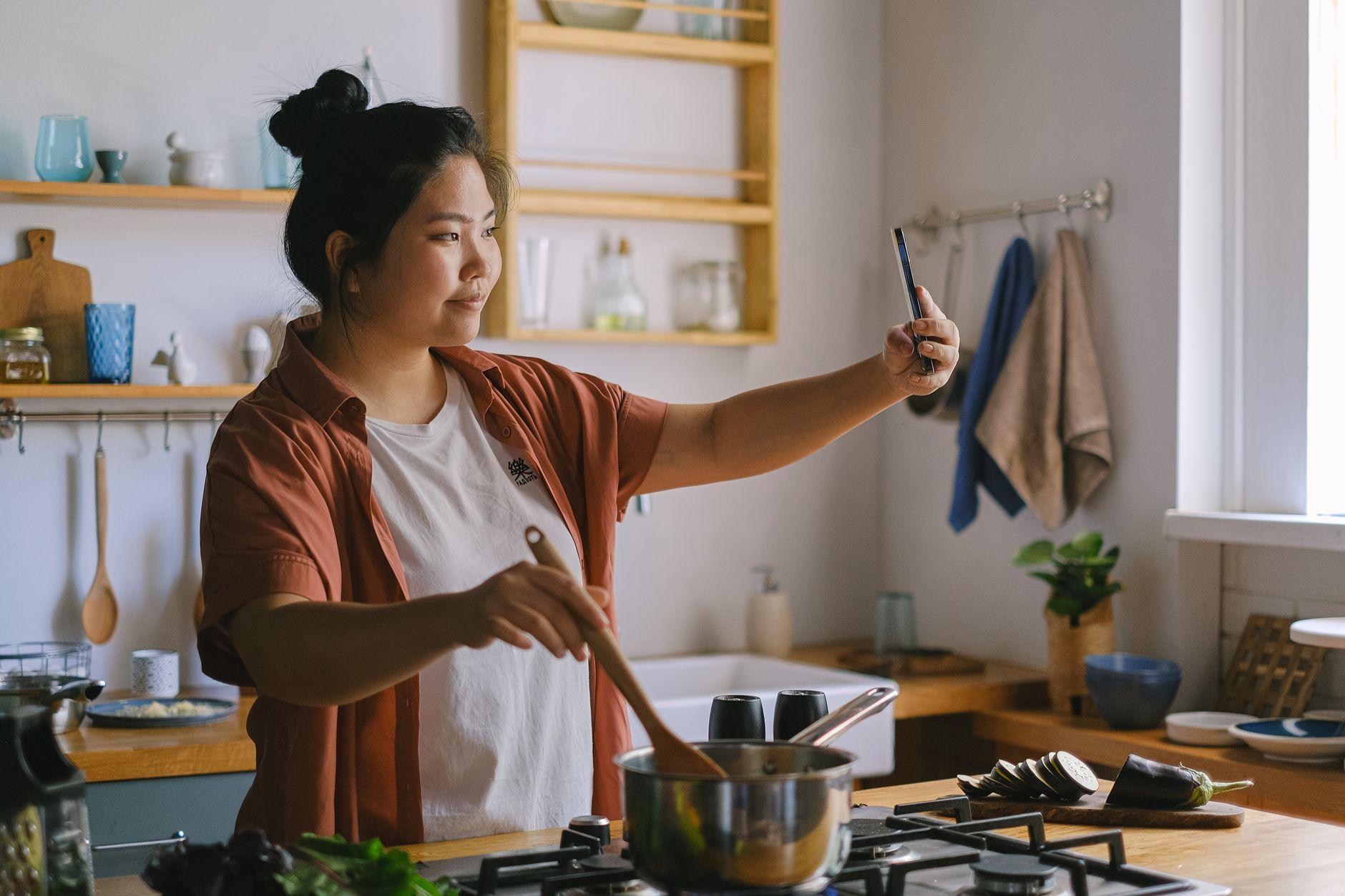 在宅でできるSNS運用の求人は何を任されるのかで選ぶ