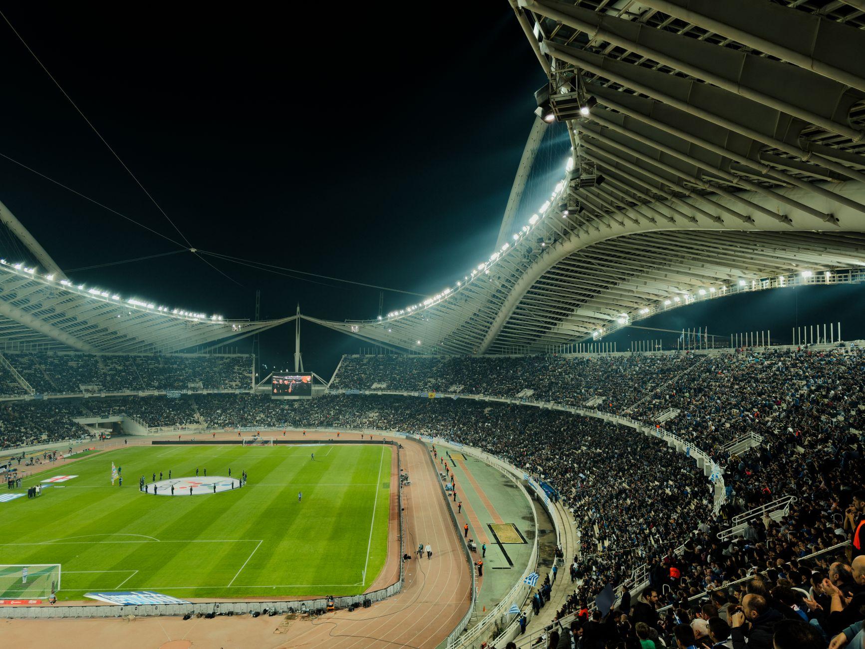 スポーツライター AI活用 副業で観戦記事を収益化｜構成を効率化