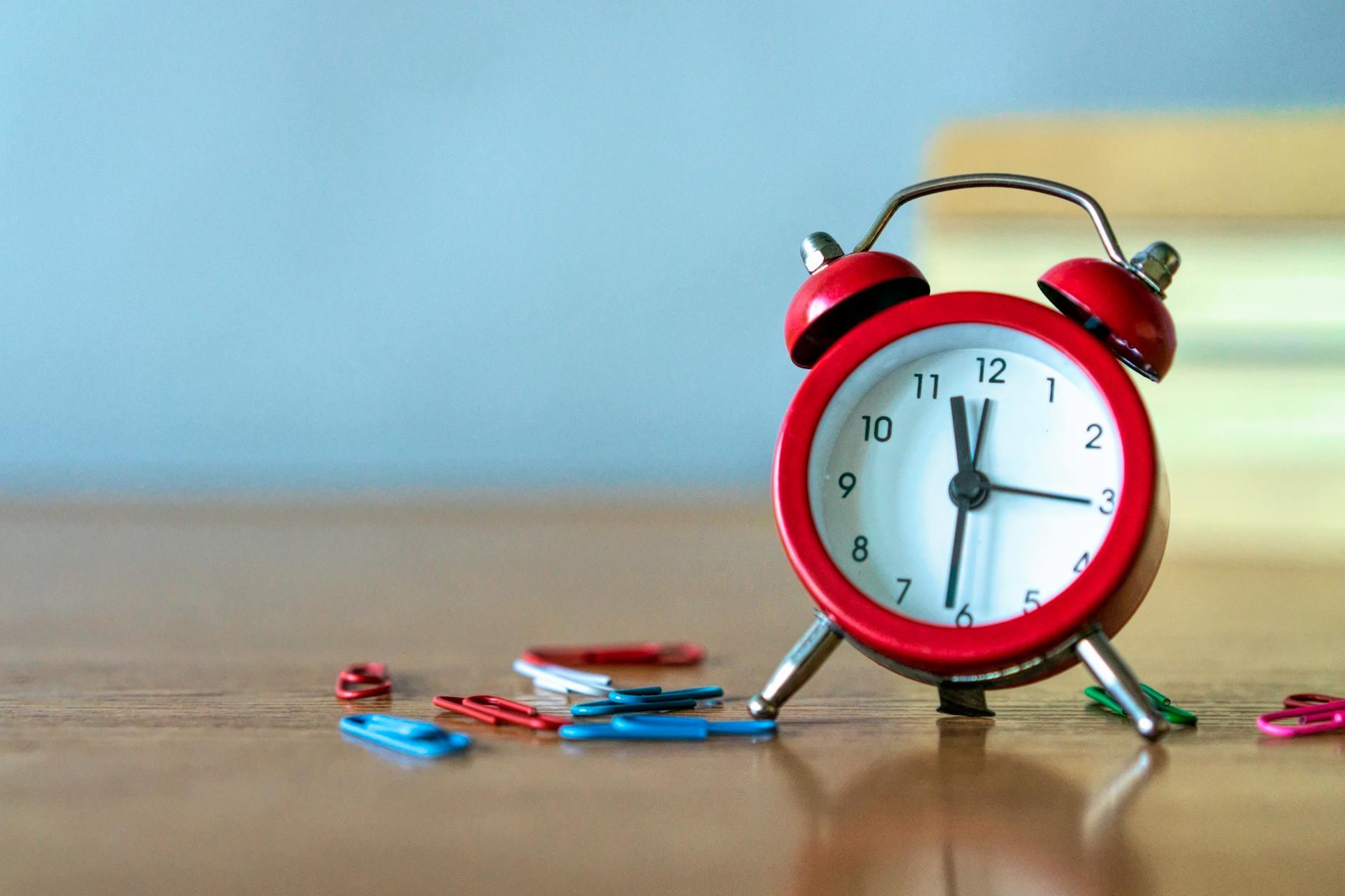 タイムトラッキングツール比較7選｜フリーランスの時間管理を劇的に改善