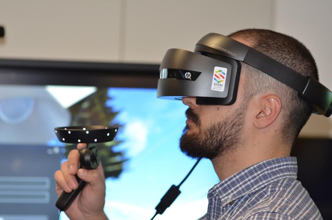 報酬未払いや際限のない修正要求に備える、VR/ARゲーム開発のトラブル対処