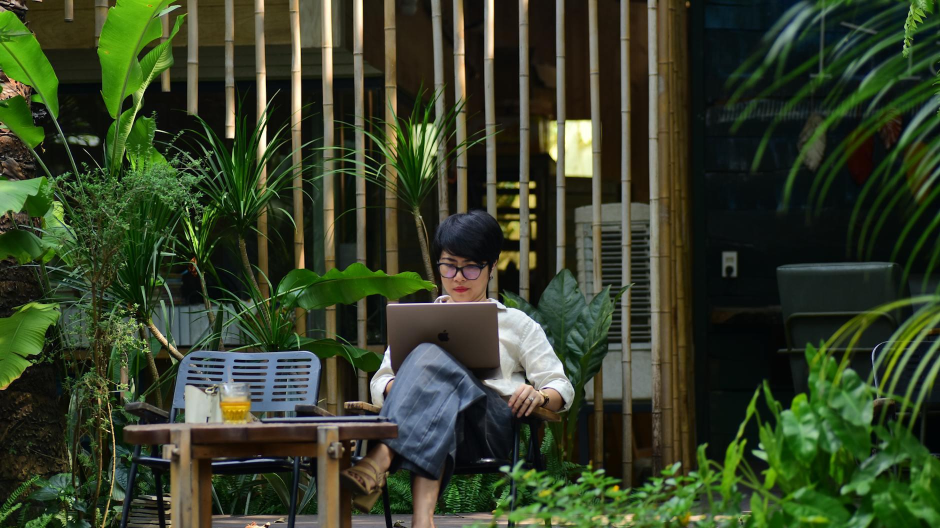 個人事業者とは？フリーランスや法人との違いと開業するための3つの手順【2026年版】