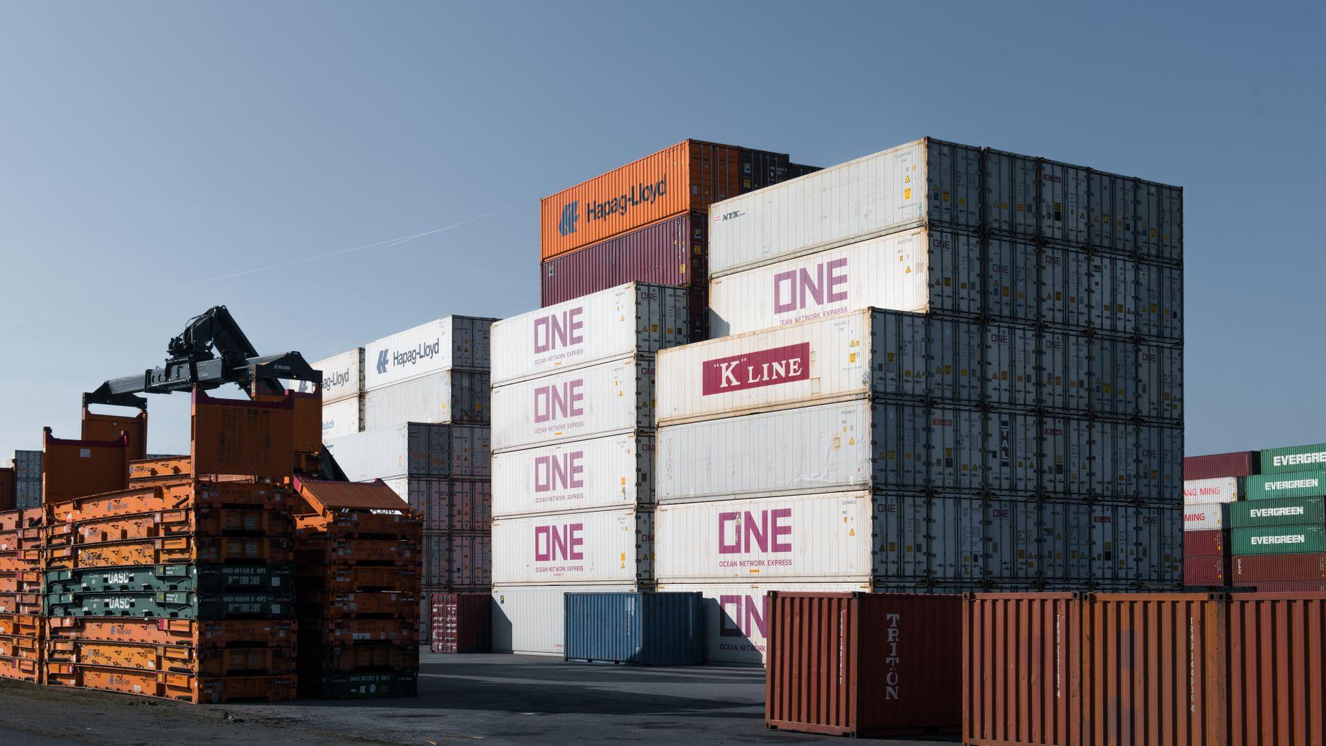 通関士 資格 活かす 在宅 副業 輸入書類 作成 単価 2026|通関士資格を活かし輸入書類作成補助を在宅で請ける副業の単価